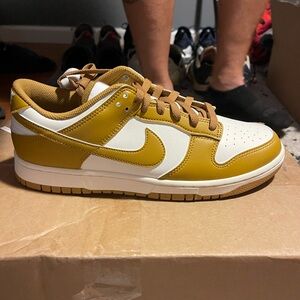 Nike Dunks Men's Pale Ivory Wheat Sneakers